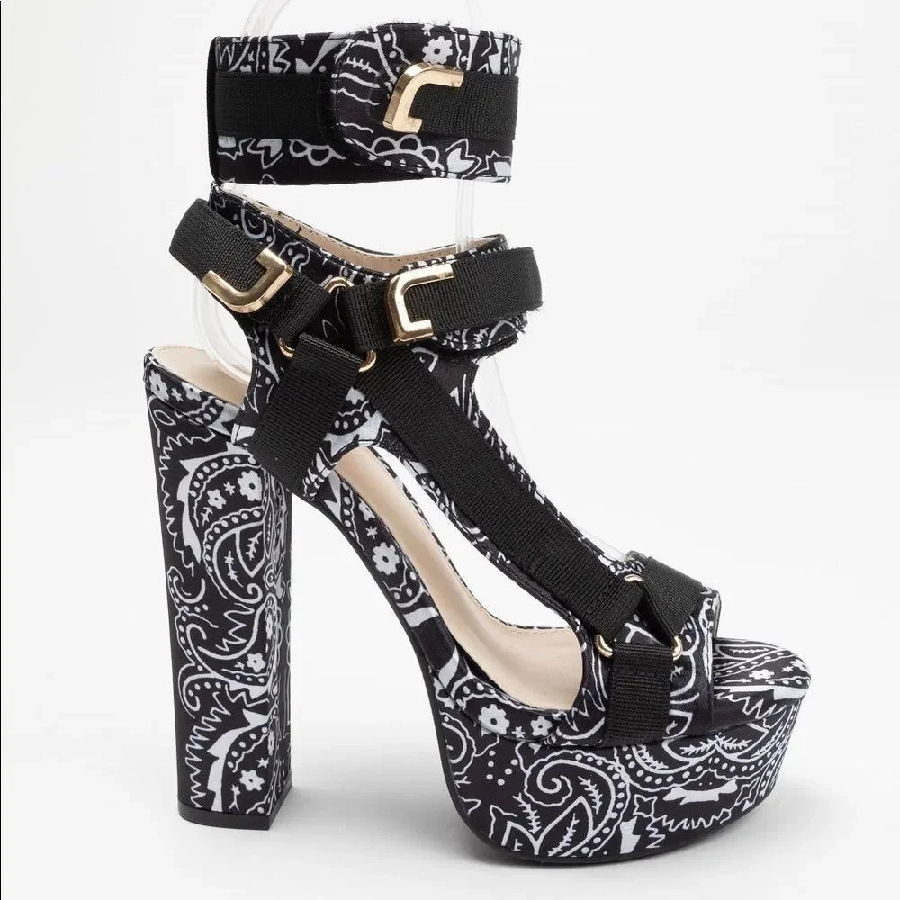 Black Bandana Strap Block Heel
